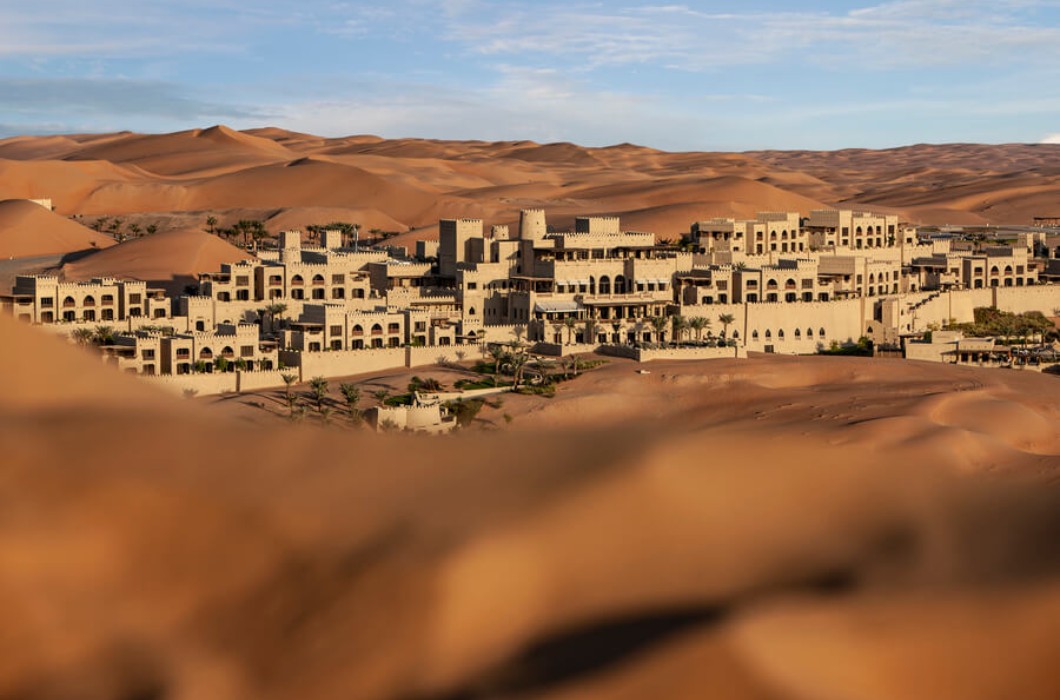 3Fils and BRIX, Qasr Al Sarab Desert Resort by Anantara