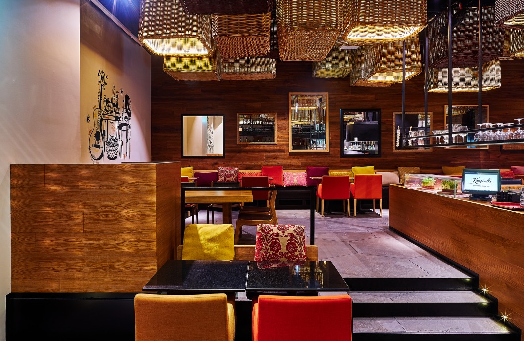 Salero Tapas & Bodega, Kempinski Hotel Mall of the Emirates, Dubai