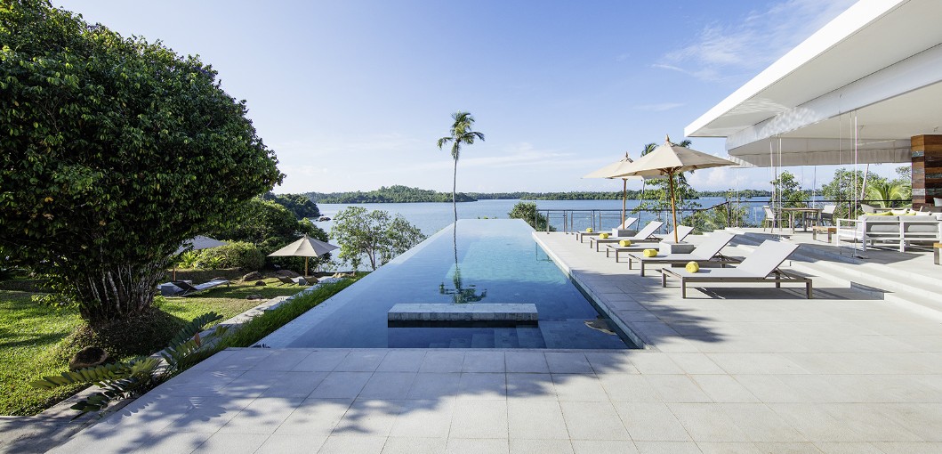 Tri Lanka | Sri Lankan Luxury Sustainable Hotel | Koggala Lake