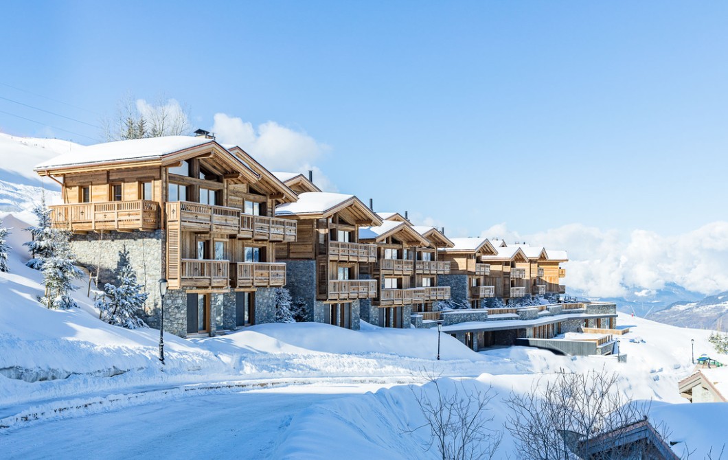 Luxury Ski Chalet Courchevel Belvédère | Ultima Collectionhttps