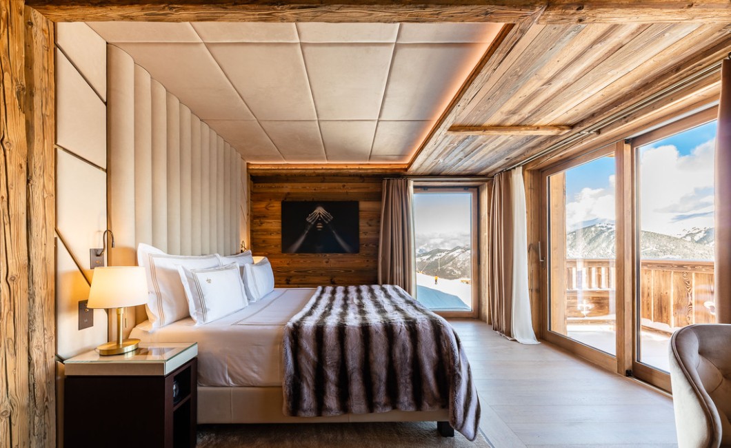 Luxury Ski Chalet Courchevel Belvédère | Ultima Collectionhttps