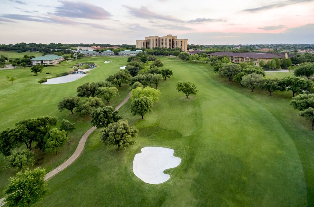 The Ritz-Carlton Dallas, Las Colinas