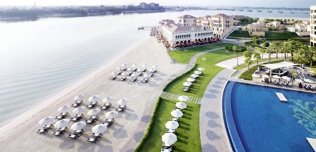 The Ritz-Carlton Abu Dhabi, Grand Canal - Abu Dhabi Luxury Hotel
